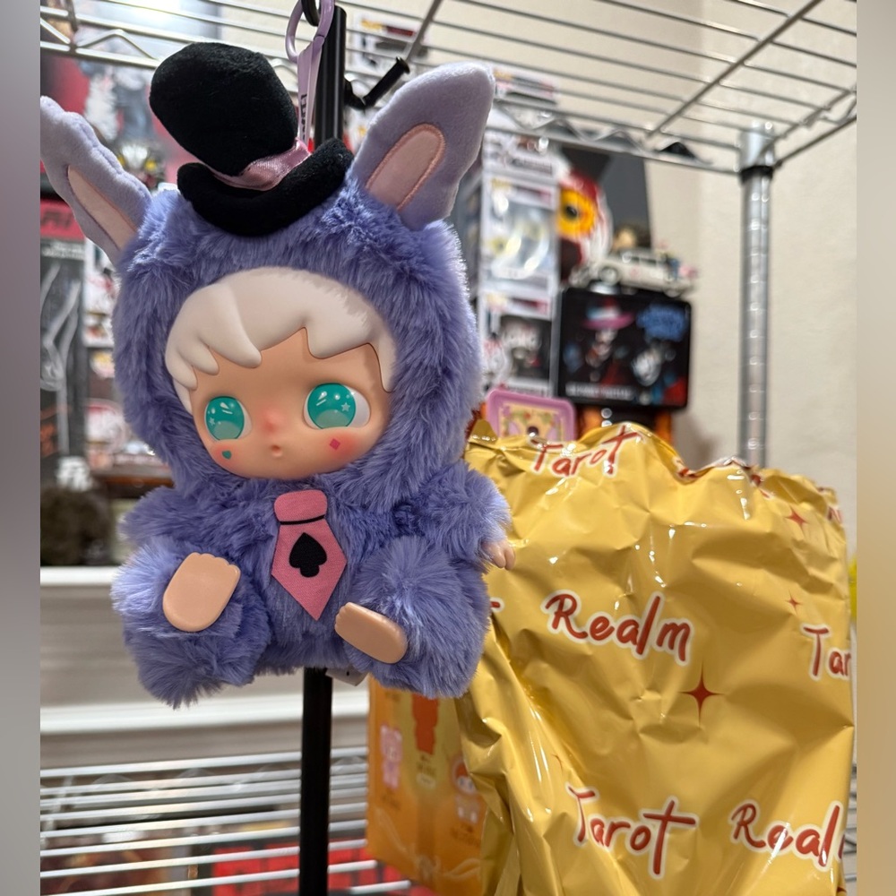 Little Door Tarot Realm Plush Figure "The Magician" - Confirmed New with Box - Picture 5 of 10
